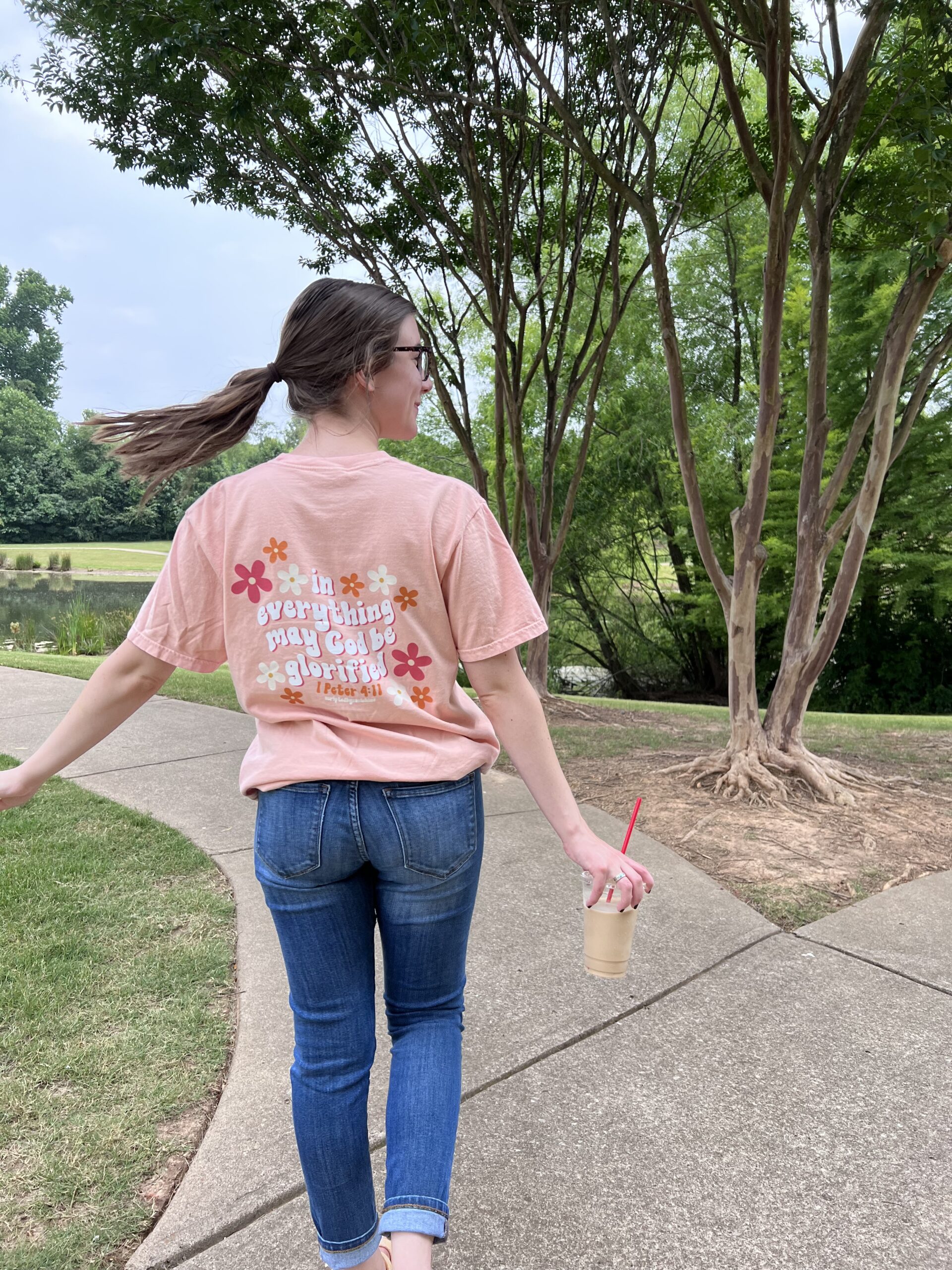 in everything may God be glorified tee - Image 2